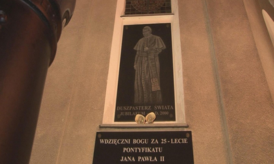 Wejherowianie uczcili 5. rocznicę śmierci Papieża Jana Pawła II -  02.04.2010