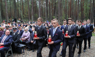 Hołd ofiarom zbrodni piaśnickiej